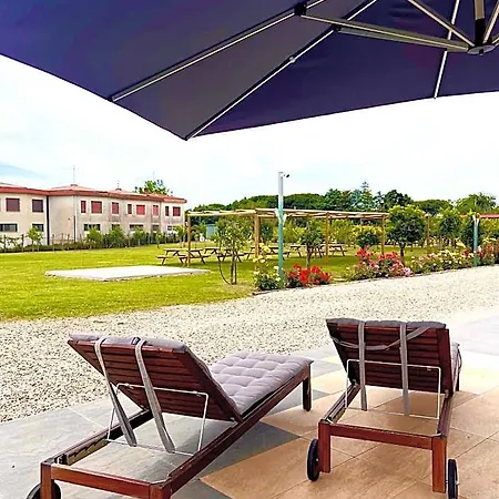 Couette-café Cento Giorni Costa Paestum 3*
